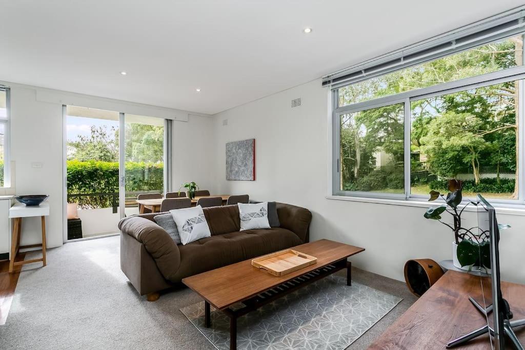 Yng03 - Cremorne - Young Street